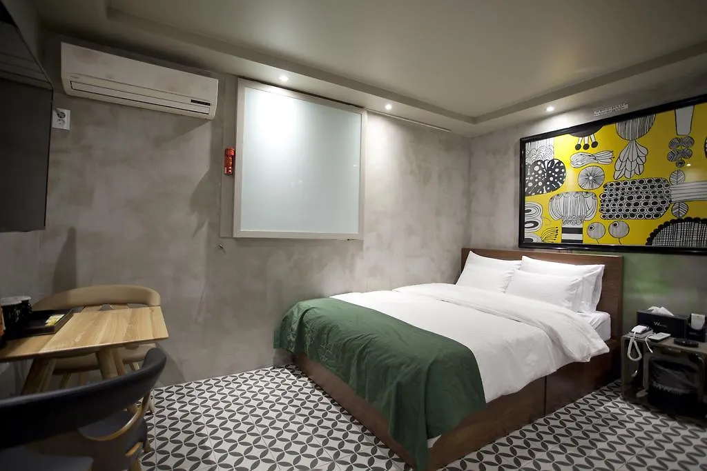 Mw Hotel Seoul 2*,  South Korea